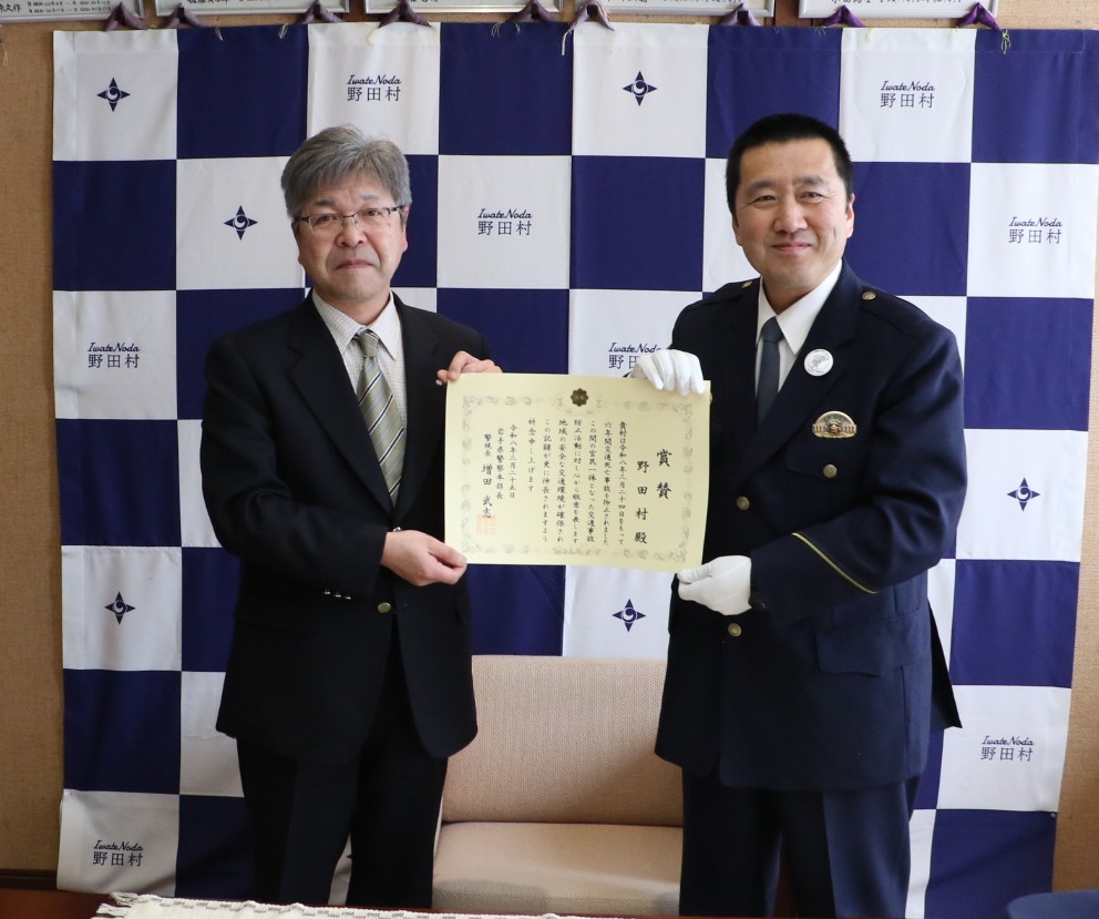 新校舎正面玄関