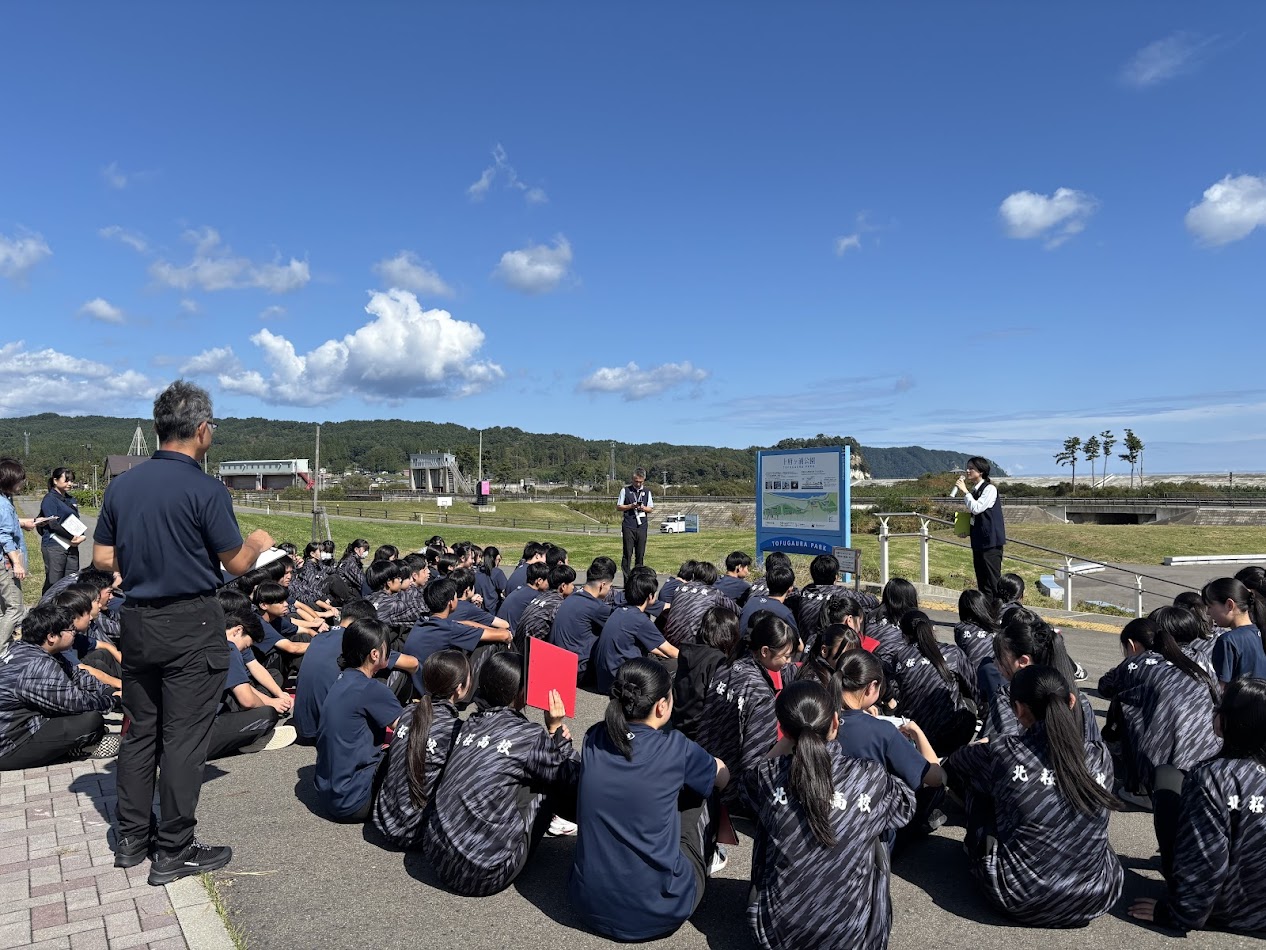 散歩のコースとしても人気の十府ヶ浦公園遊歩道(第三堤防)